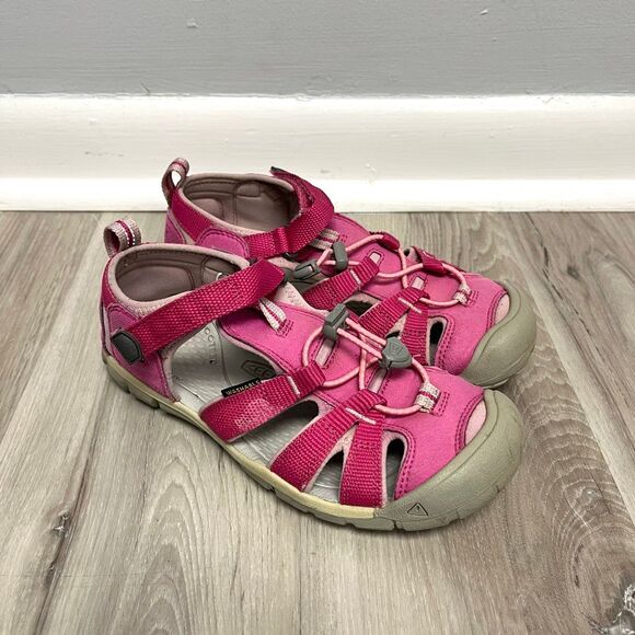 Keen Sandals Girls 3 Seacamp II CNX Very Berry/Dawn Pink Hybrid - Picture 1 of 7